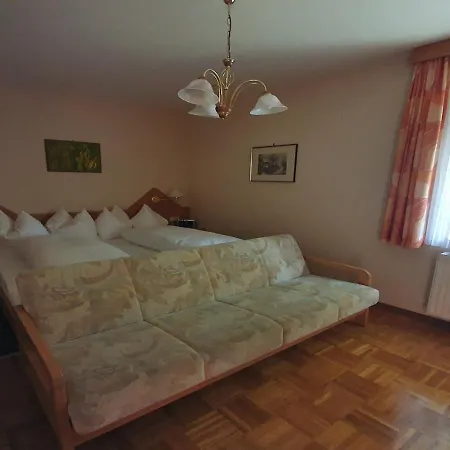 Haus Kraller-Urlaub Mit Seeblick Millstatt Exterior photo