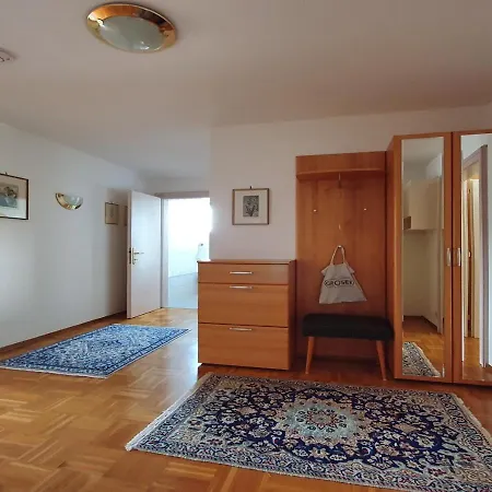 Haus Kraller-Urlaub Mit Seeblick Millstatt Exterior photo